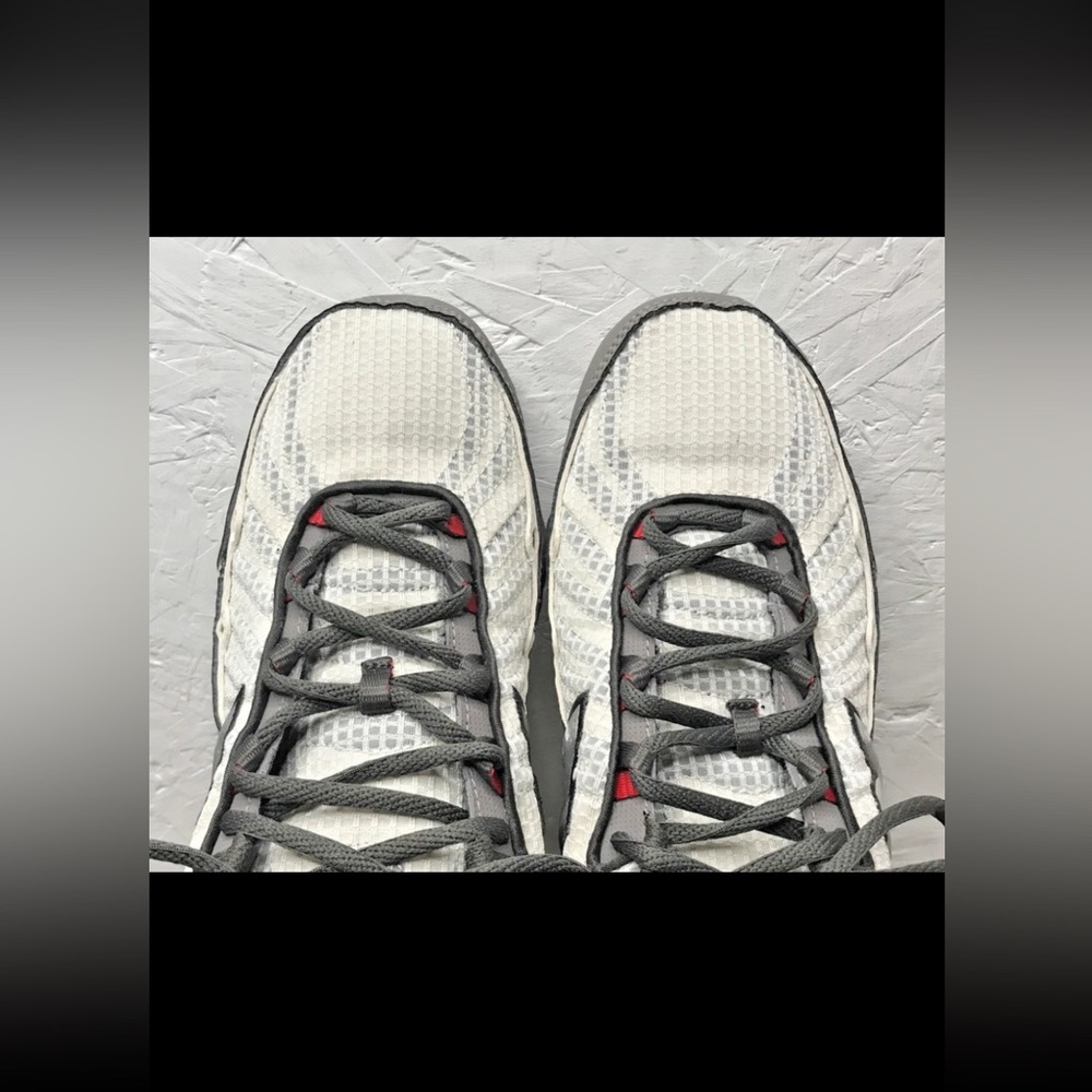 Excellent Made in USA New Balance 608 Men's 10D Sneakers All Terrain Gray Mesh - Picture 8 of 16